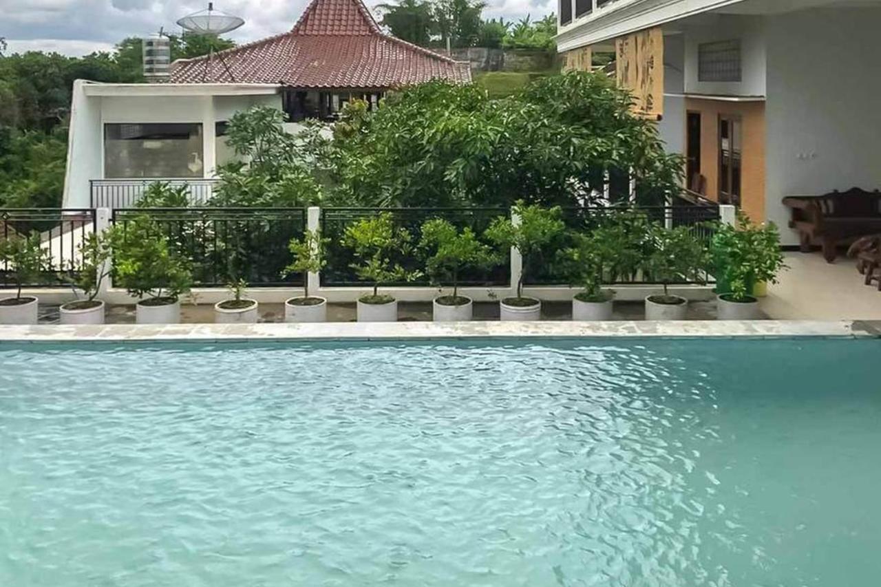 Malang Hill Syariah Redpartner Exterior foto